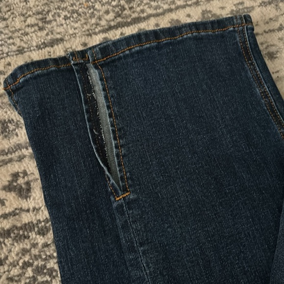 Fashion Nova slit Jeans - Picture 2 of 6